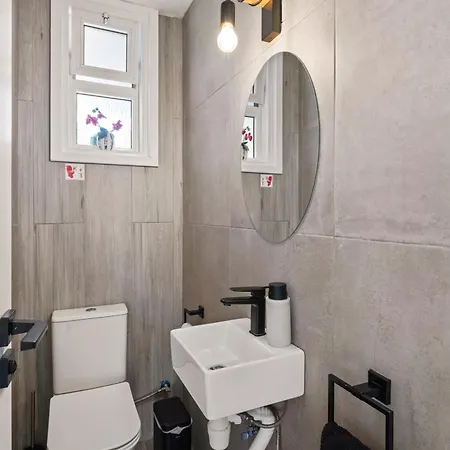 Endless Summer House בית נופש *