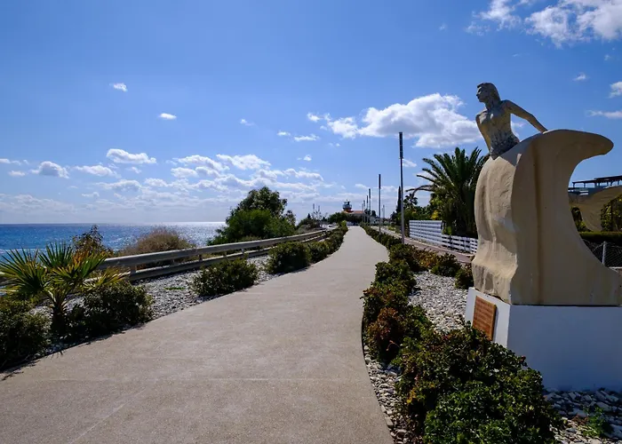 Endless Summer House *