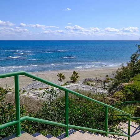 Endless Summer House Case de vacanță