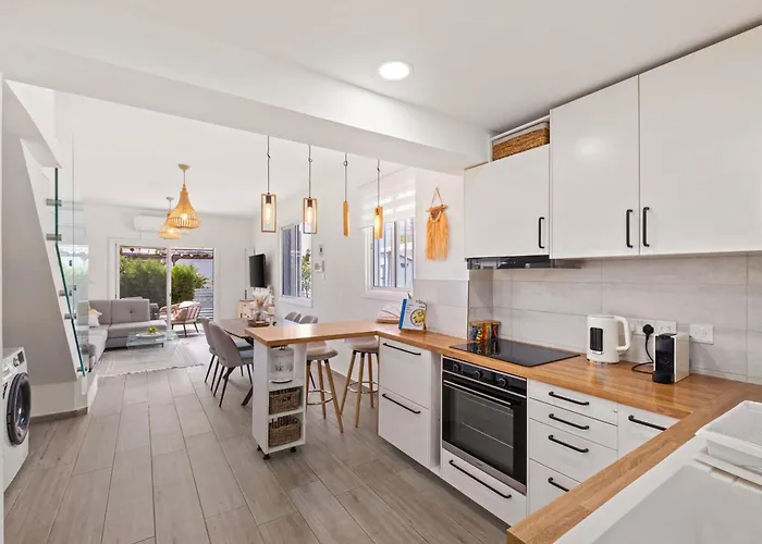 Semesterbostad Endless Summer House